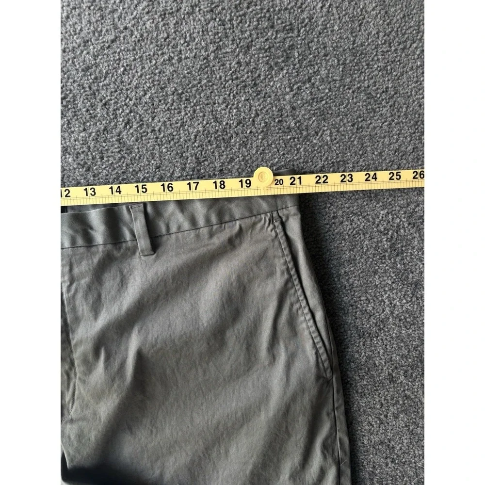 Banana Republic Dark Gray Shorts Mens Aiden‎ Size 42
